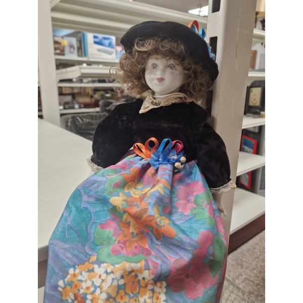 Muñeca porcelana Sara