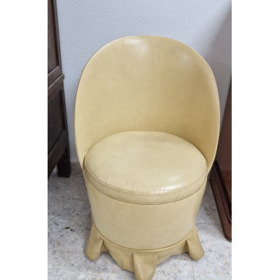 Butaca polipiel dormitorio