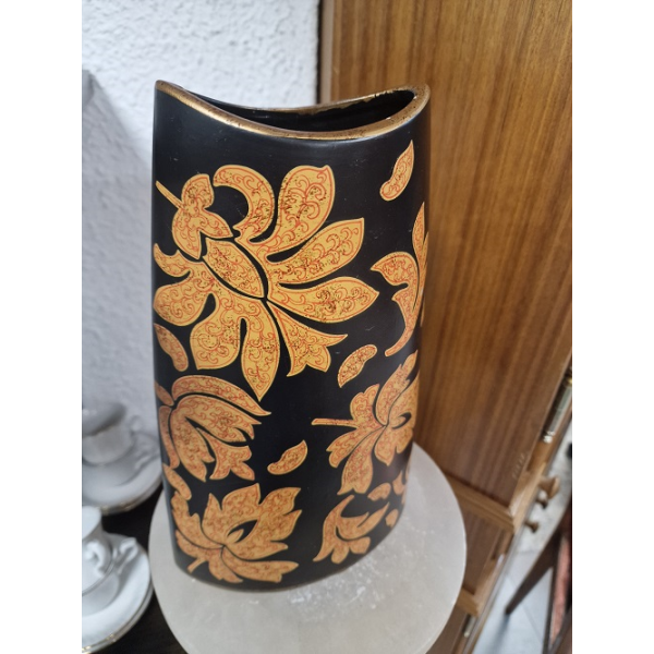 Jarrón estampado negro
