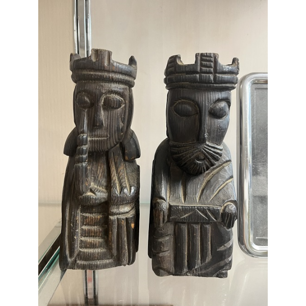 Sujeta-libros de madera