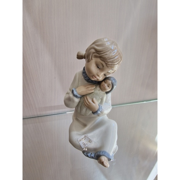 Figura Zaphir Niña