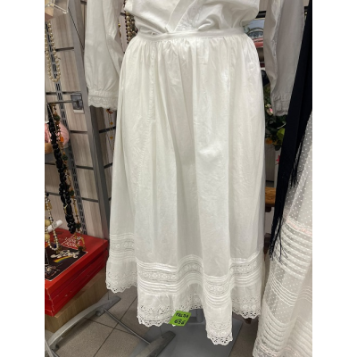 Falda blanca